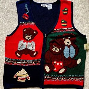 Vintage Capacity holiday bear knit vest